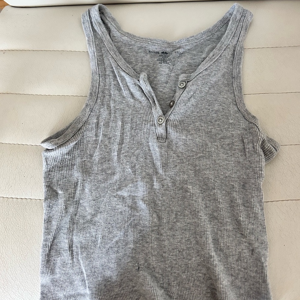 Brandy Melville Heather Gray Ribbed Top